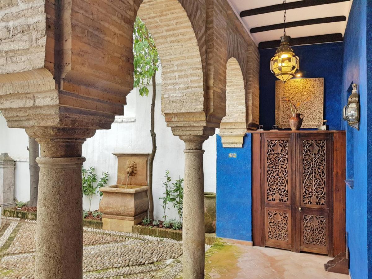 Riad Mezquita De กอร์โดบา ภายนอก รูปภาพ